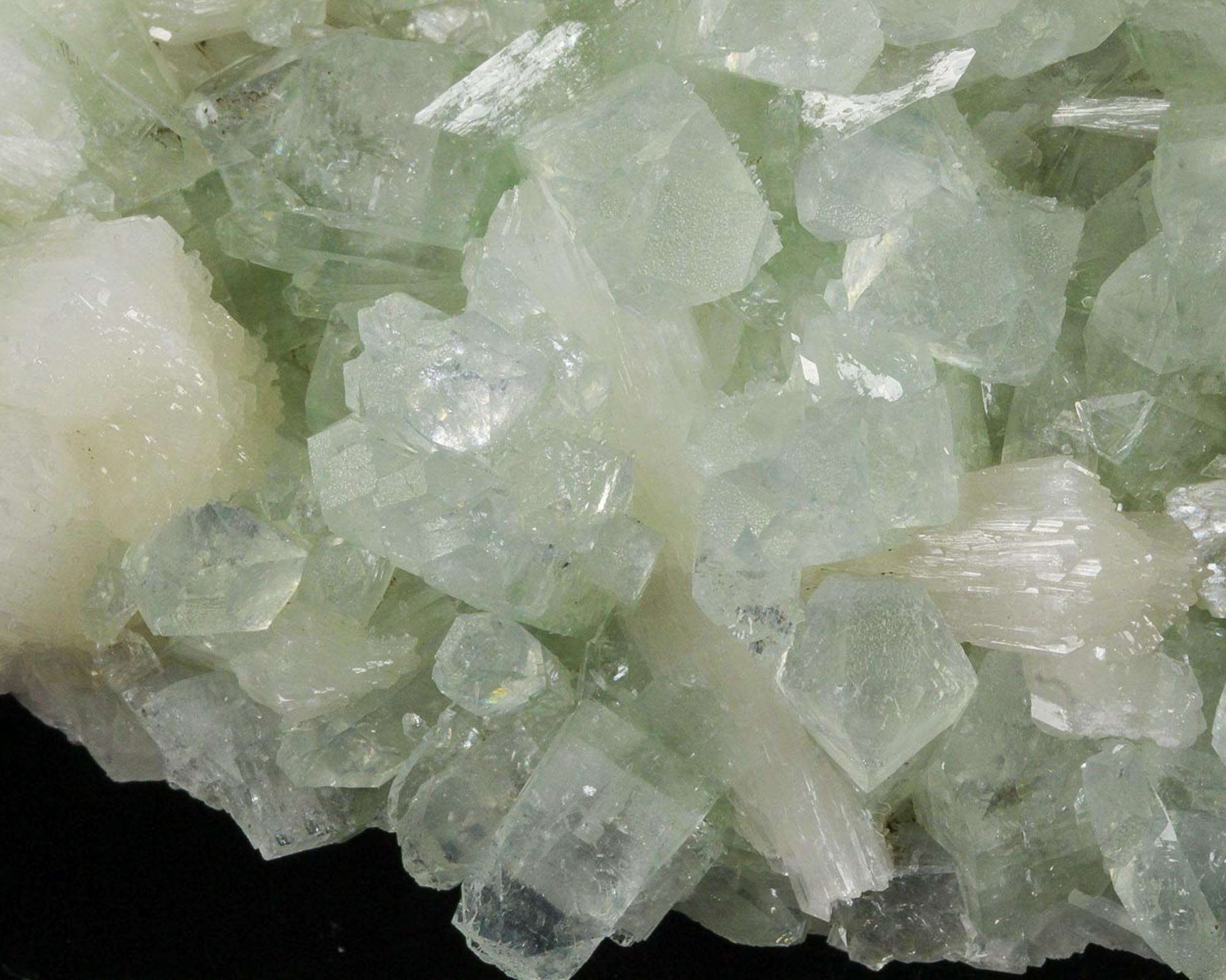 Apophyllite with Stilbite