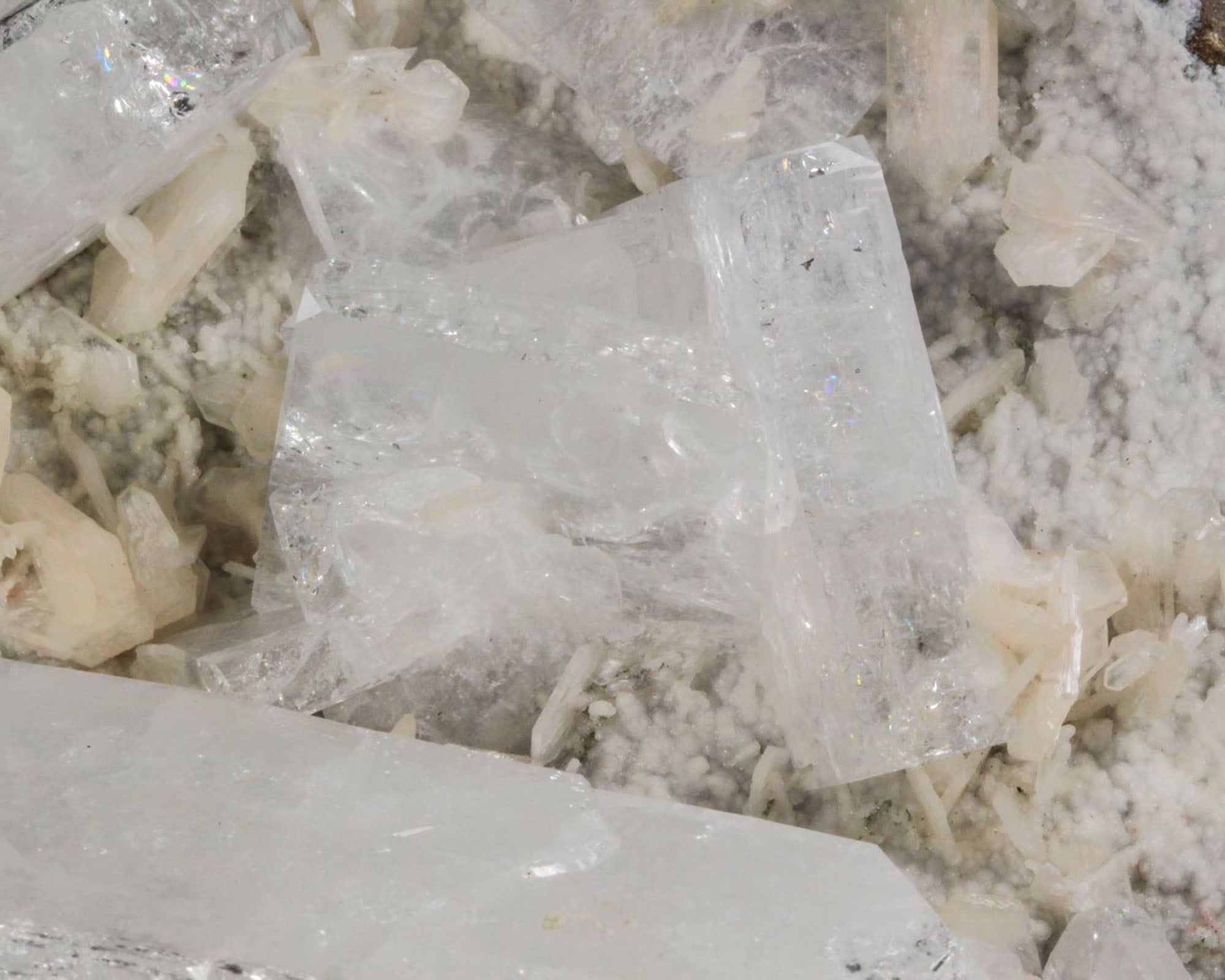 Apophyllite with Stilbite