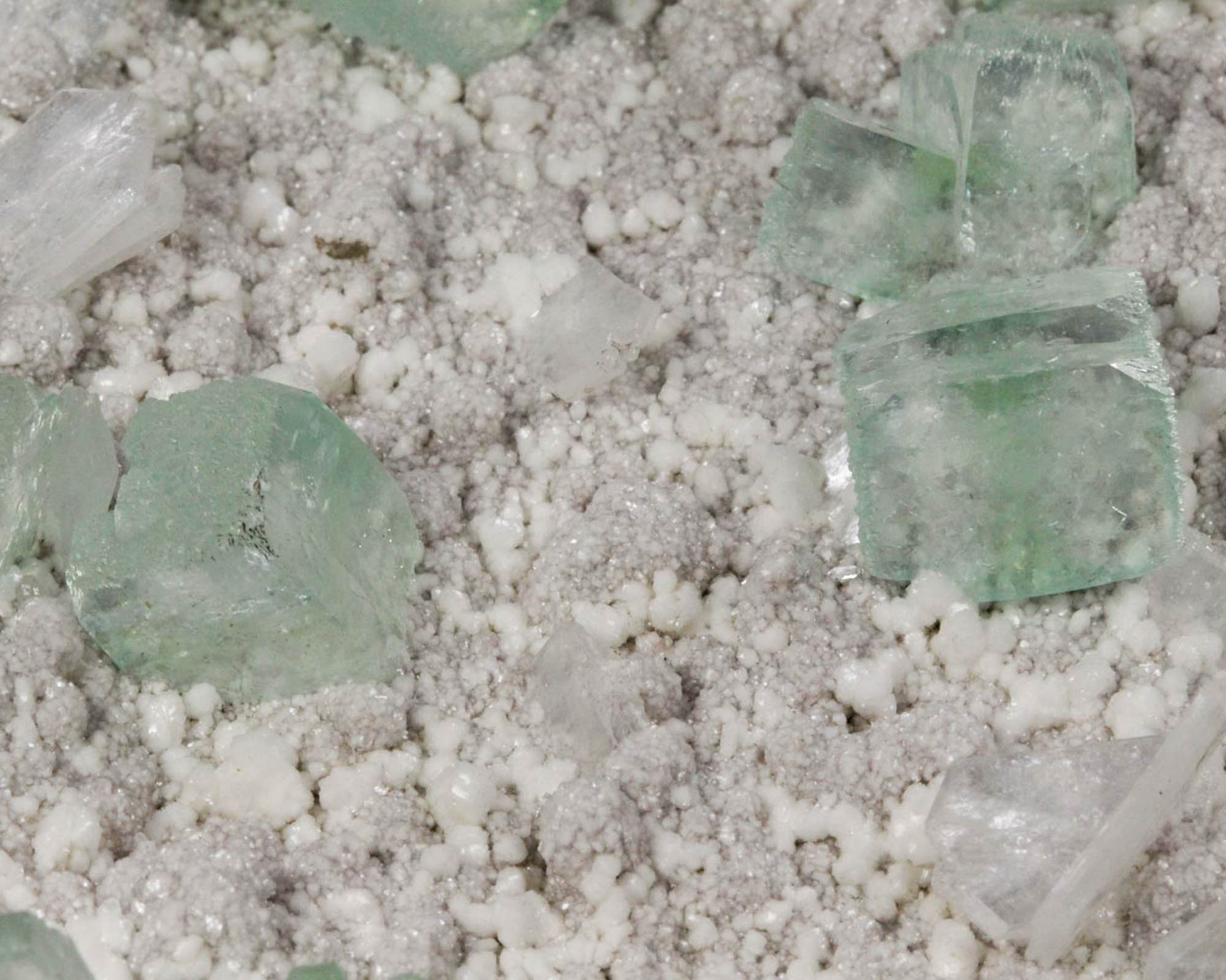 Apophyllite with Stilbite on Heulandite