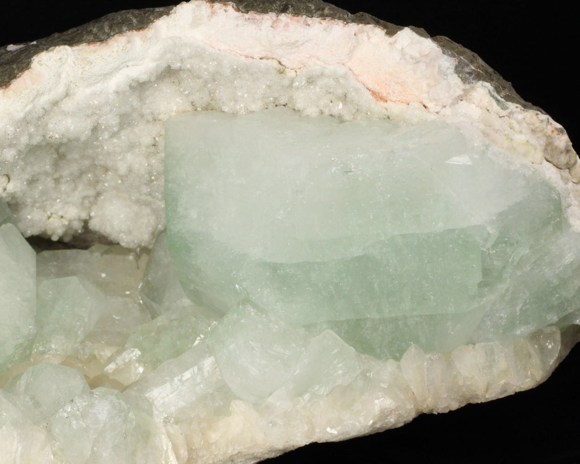 Apophyllite with Stilbite