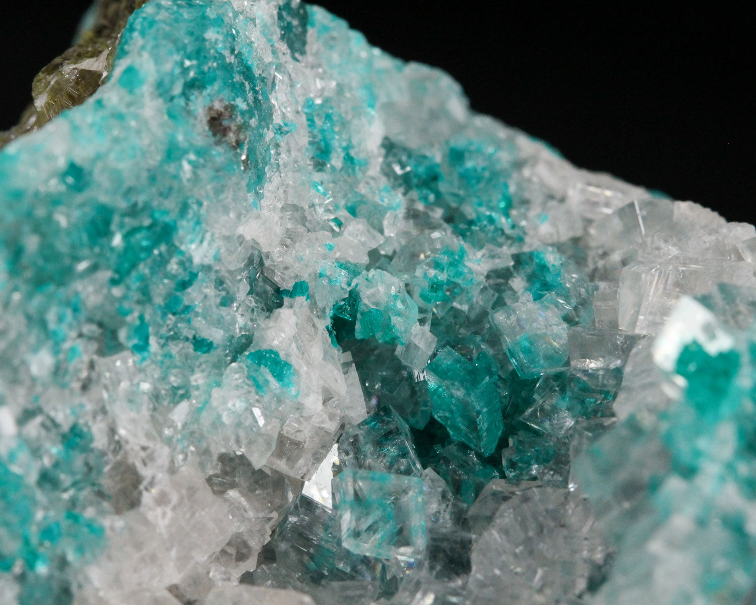 Dioptase with Calcite