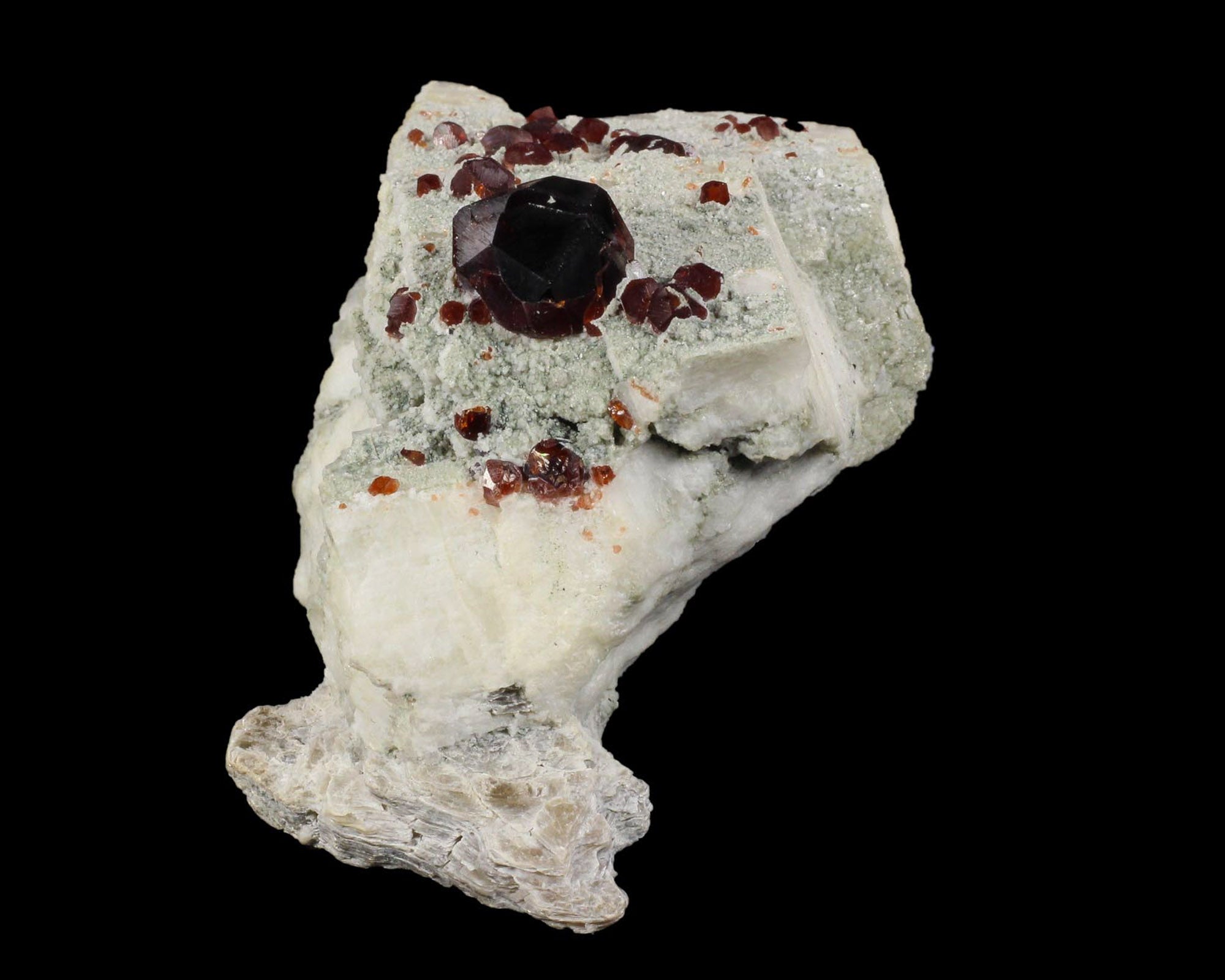 Garnet, Spessartine on Albite