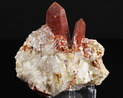 Quartz, Red