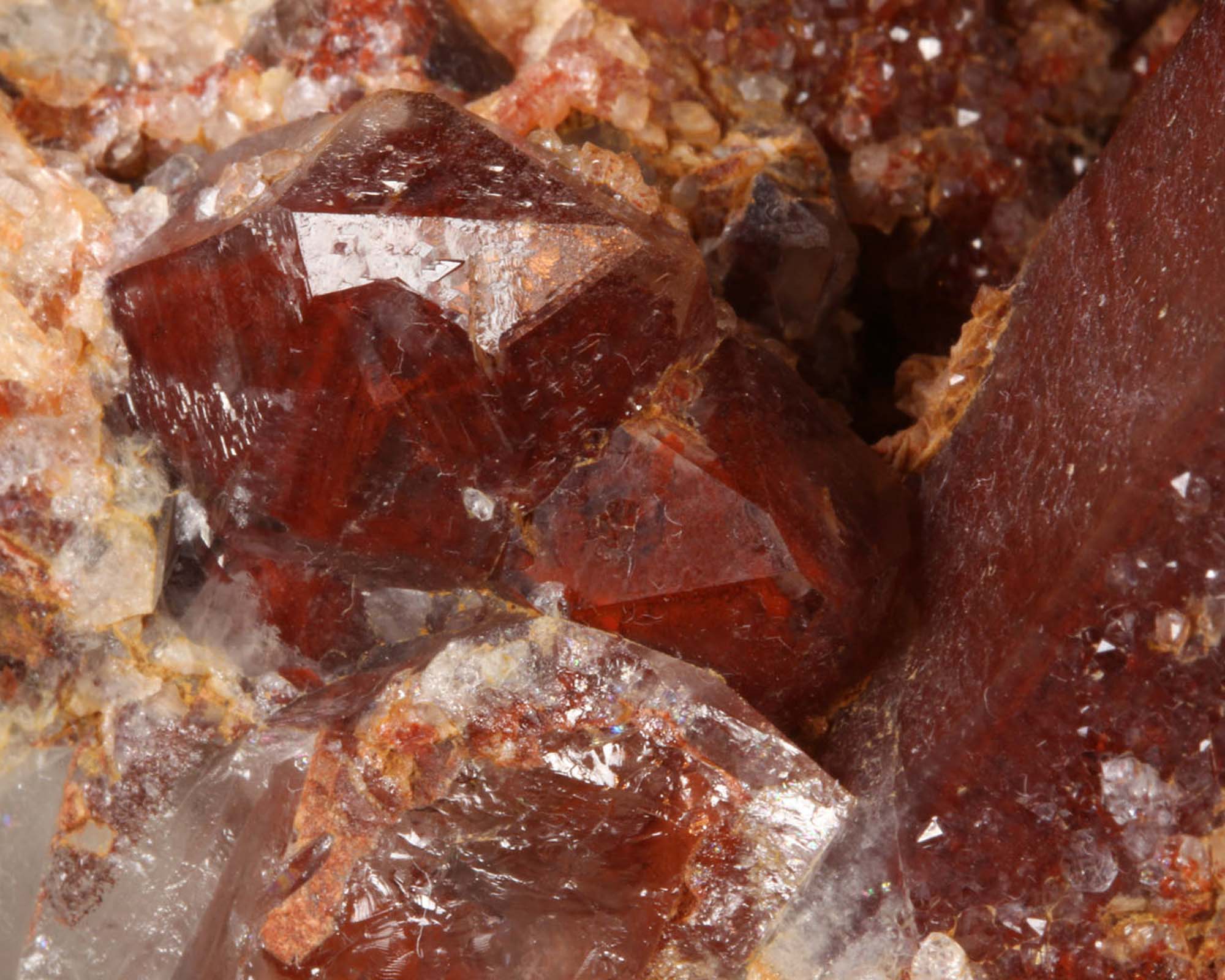 Quartz, Red