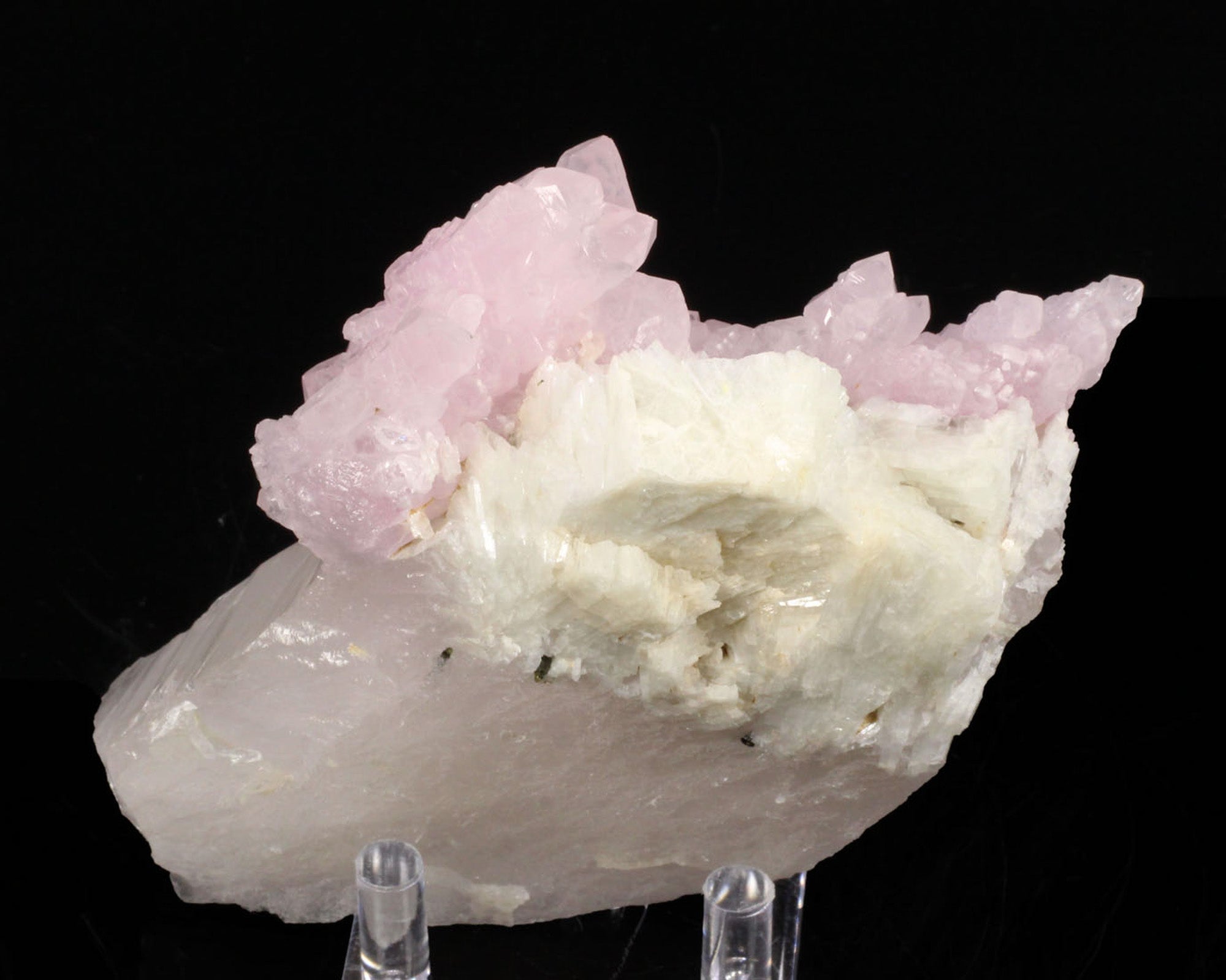 Quartz var. Rose