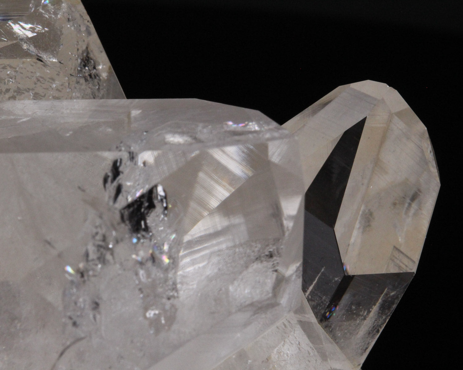 Quartz cluster