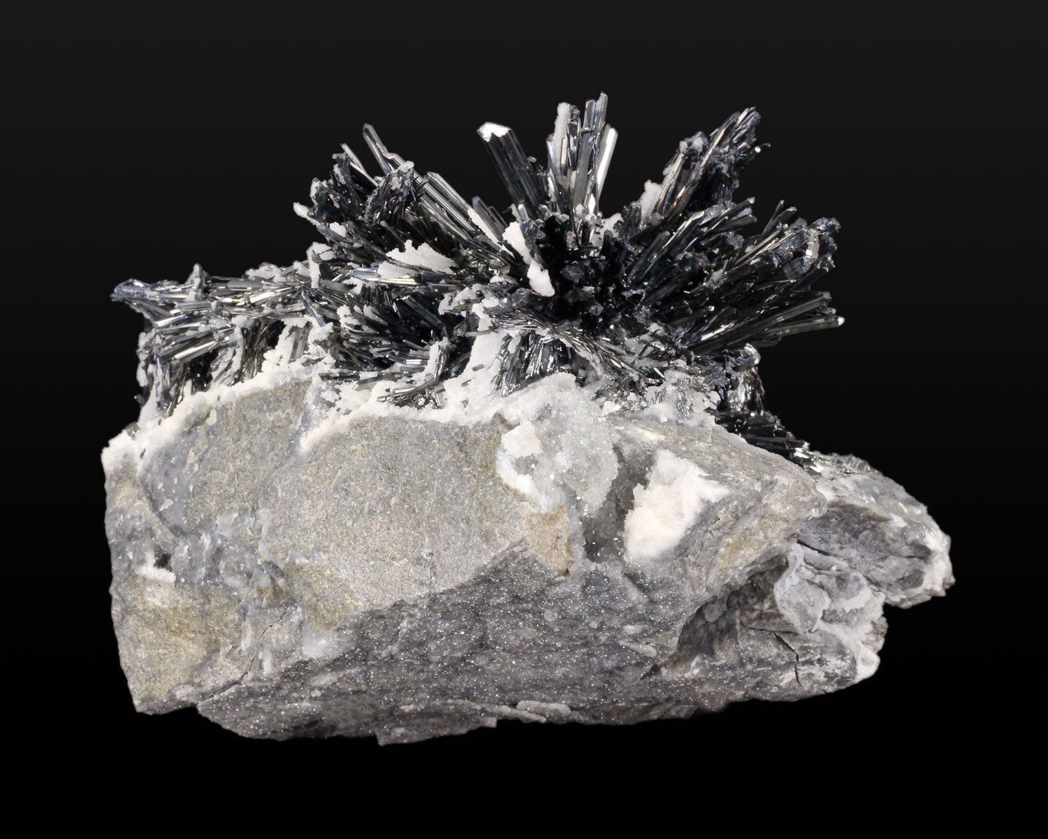 Stibnite with Quartz