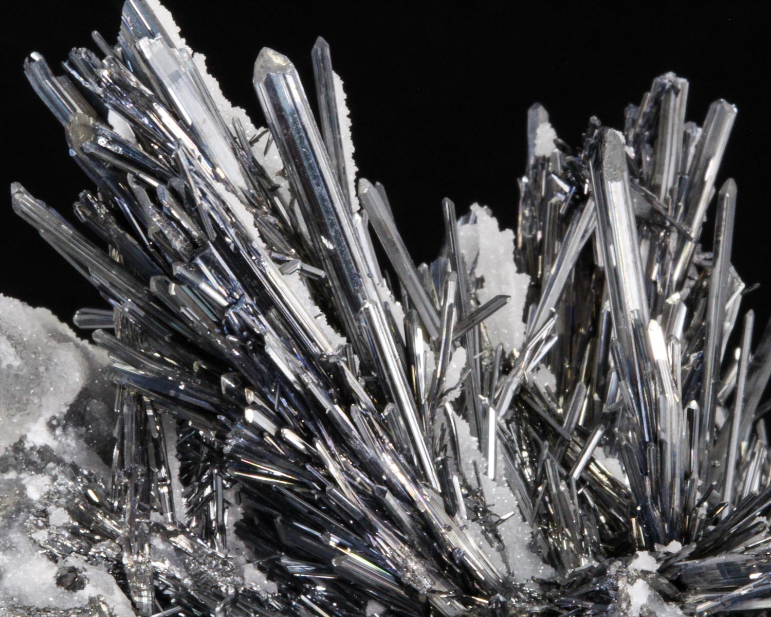 Stibnite with Quartz